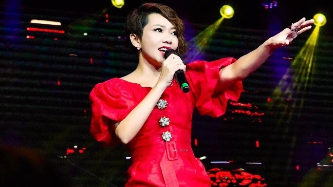 Diva Hà Trần: Sự nghiệp rực rỡ và hành trình xây dựng tổ ấm viên mãn tại Mỹ