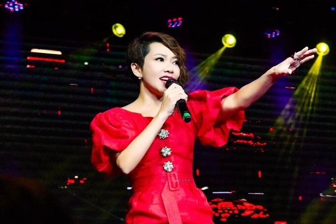 Diva Hà Trần: Sự nghiệp rực rỡ và hành trình xây dựng tổ ấm viên mãn tại Mỹ