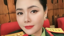Đại úy, ca sĩ Lương Nguyệt Anh đón hai con đầu lòng ở tuổi 36