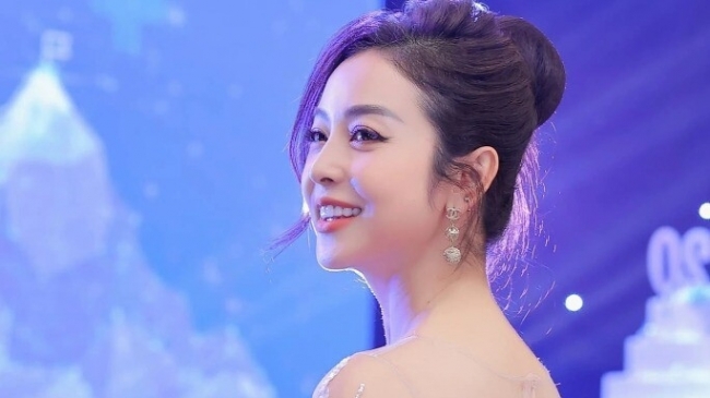 Jennifer Phạm: Nhan sắc rạng rỡ và cuộc sống viên mãn của Hoa hậu châu Á tại Mỹ 2006