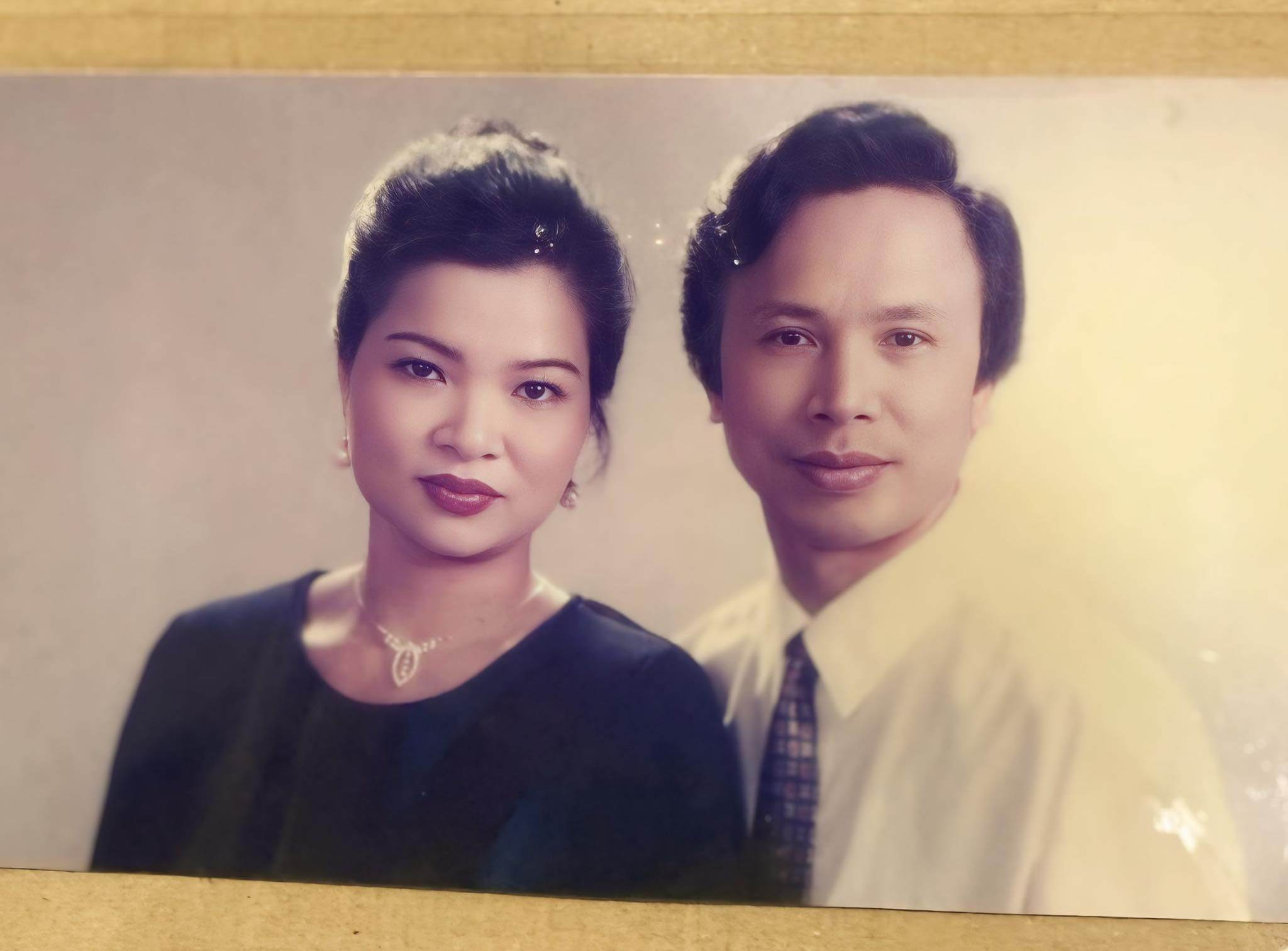 Nhan sắc thời trẻ của bố mẹ MC Vân Hugo: Vẻ đẹp chuẩn tài tử và minh tinh điện ảnh
