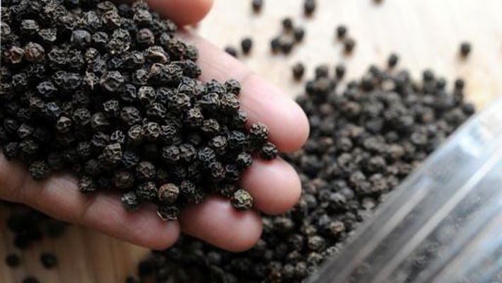 Giá tiêu hôm nay 25/6: Đồng loạt tăng, cán mốc 75.000 đồng/kg, thị trường tăng chậm nhưng bền vững
