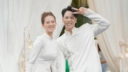 Một cặp sao nổi tiếng Vbiz bất ngờ tổ chức lễ cưới, sính lễ nhà trai khiến netizen "hú hồn"