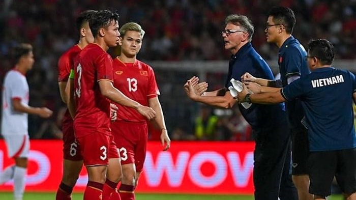 Công Phượng ghi bàn, tuyển Việt Nam vẫn thua CLB Hải Phòng
