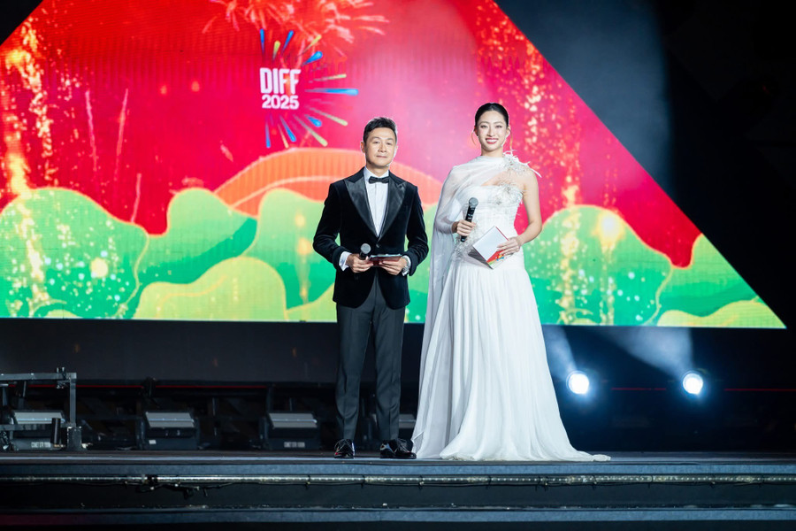 Hoa hậu Lương Thùy Linh tự tin đảm nhiệm vị trí MC quốc tế