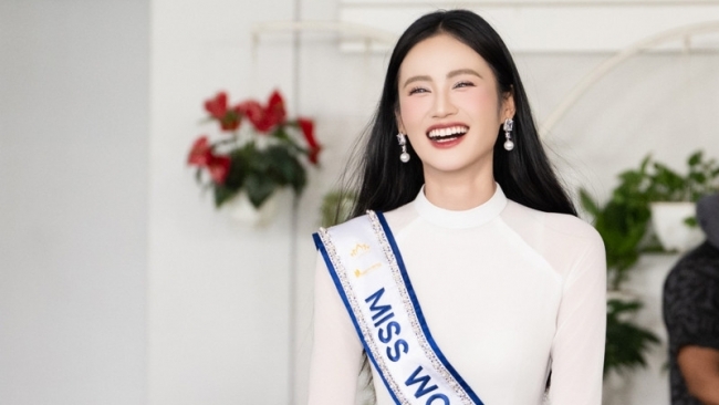 Ý Nhi rạng rỡ về nước, khép lại giấc mơ Miss World