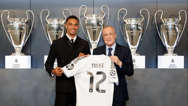 Vì sao Alexander-Arnold không được mặc áo 66 tại Real Madrid?