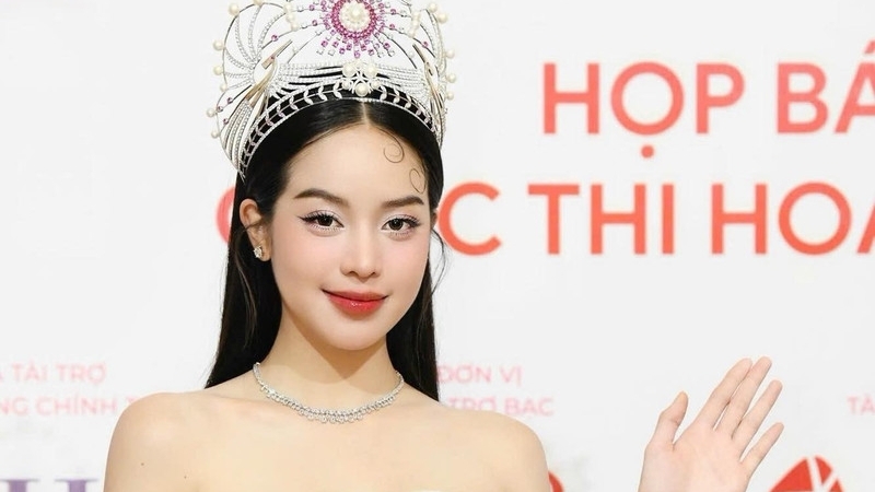 Thanh Thủy khoe nhan sắc đẹp tựa nữ thần, chiếm trọn spotlight khiến fan mê mẩn