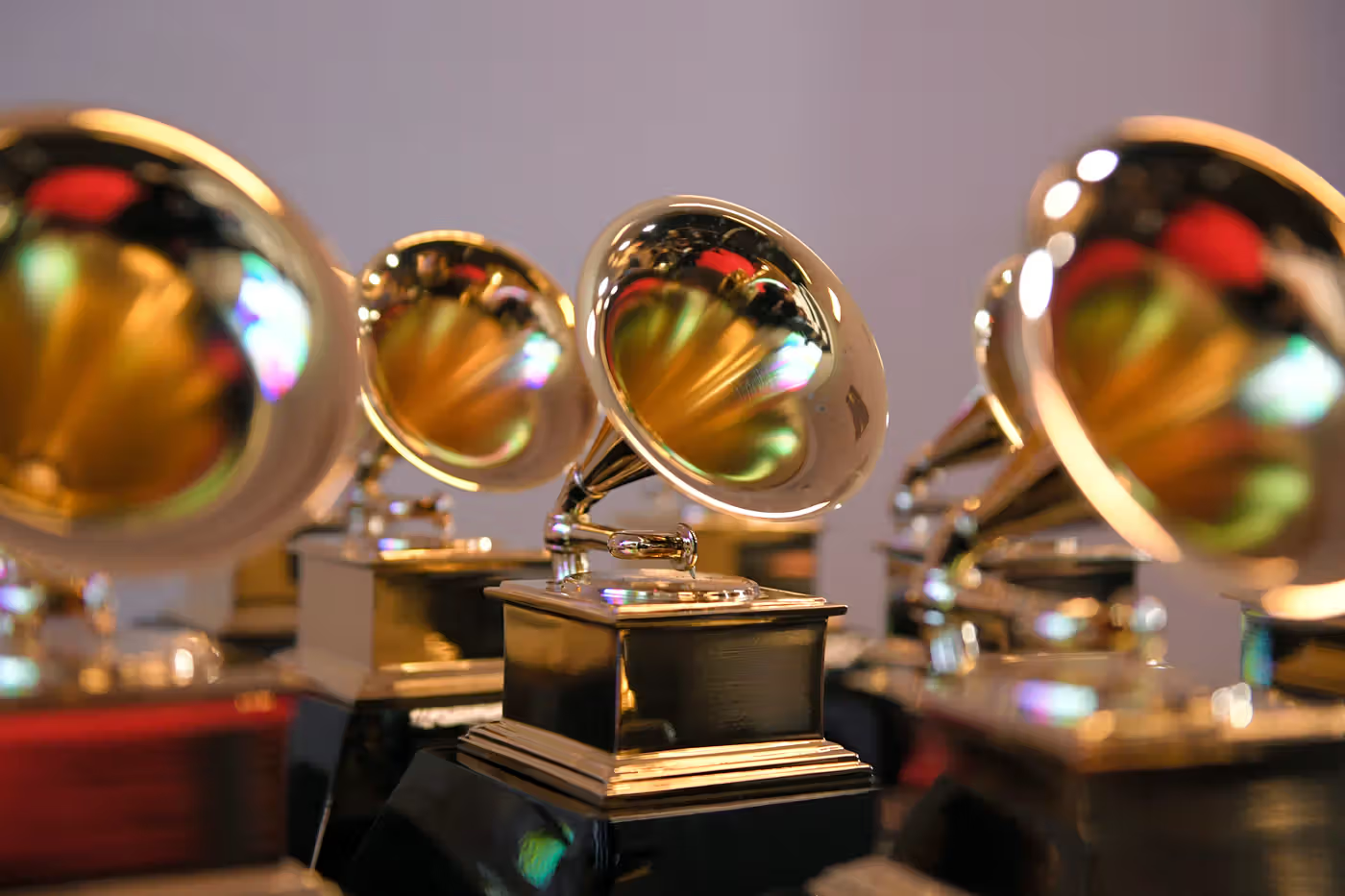 GRAMMY 2026 đưa hạng mục "Bìa album đẹp nhất" trở lại tranh tài