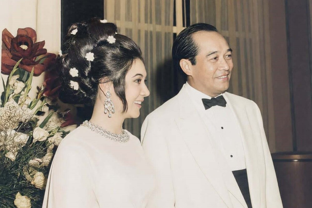 Đám cưới của Thẩm Thúy Hằng và Tiến sĩ Nguyễn Xuân Oánh qua những thước phim tư liệu