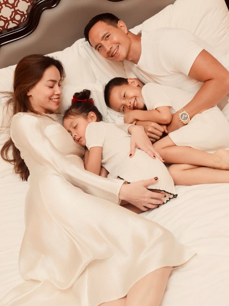 Con gái Hồ Ngọc Hà 6 tuổi gây ấn tượng với khả năng tự lập và vẻ ngoài xinh xắn