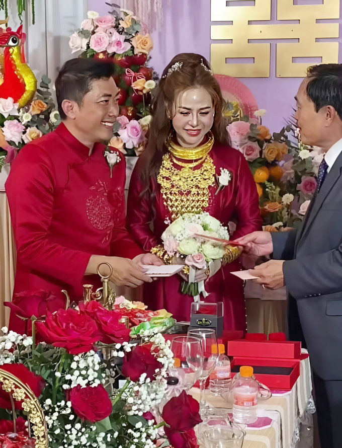 Diễn viên Kinh Quốc chính thức bác bỏ tin đồn kết hôn lần ba sau loạt ảnh đám cưới gây xôn xao