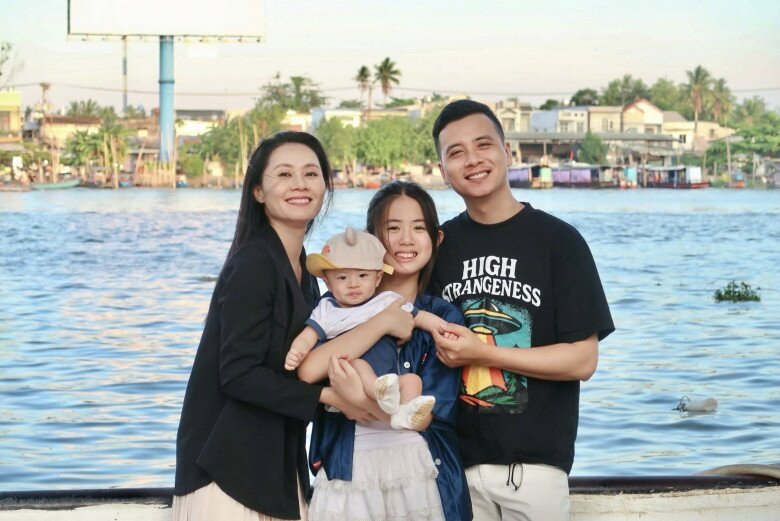 Vân Trang và Thanh Hiền tái xuất trong phim Như hạt mưa sa sau khi sinh con