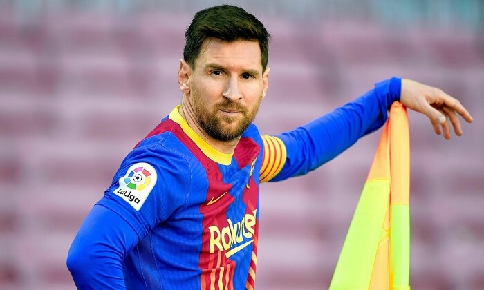 Messi giảm 50% lương, ký hợp đồng 5 năm với Barca