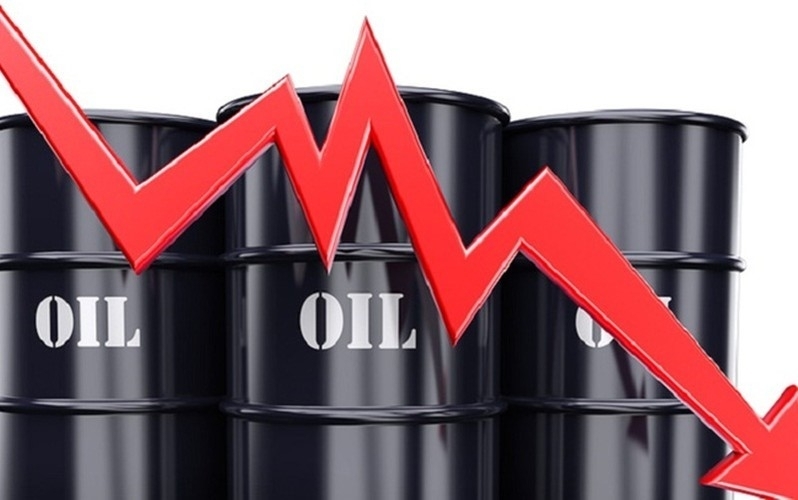 Giá xăng dầu hôm nay 19/7: Tiếp đà mất giá, dầu Brent mất mốc 73 USD