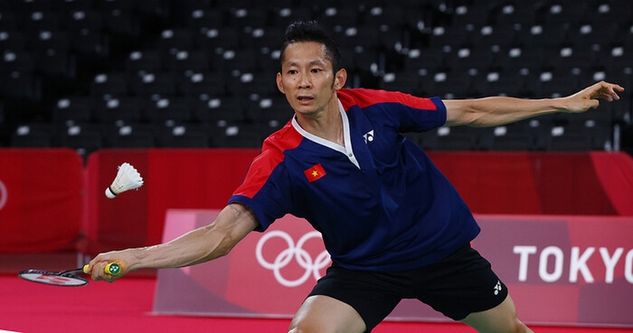 Dừng bước ở Olympic Tokyo 2020, nhưng 'hãy giơ một cây vợt lên vì Tiến Minh'