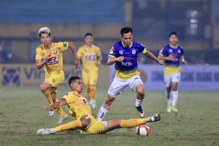 Hà Nội FC bị loại ở Cúp Quốc gia: Nỗi nhớ Văn Quyết?