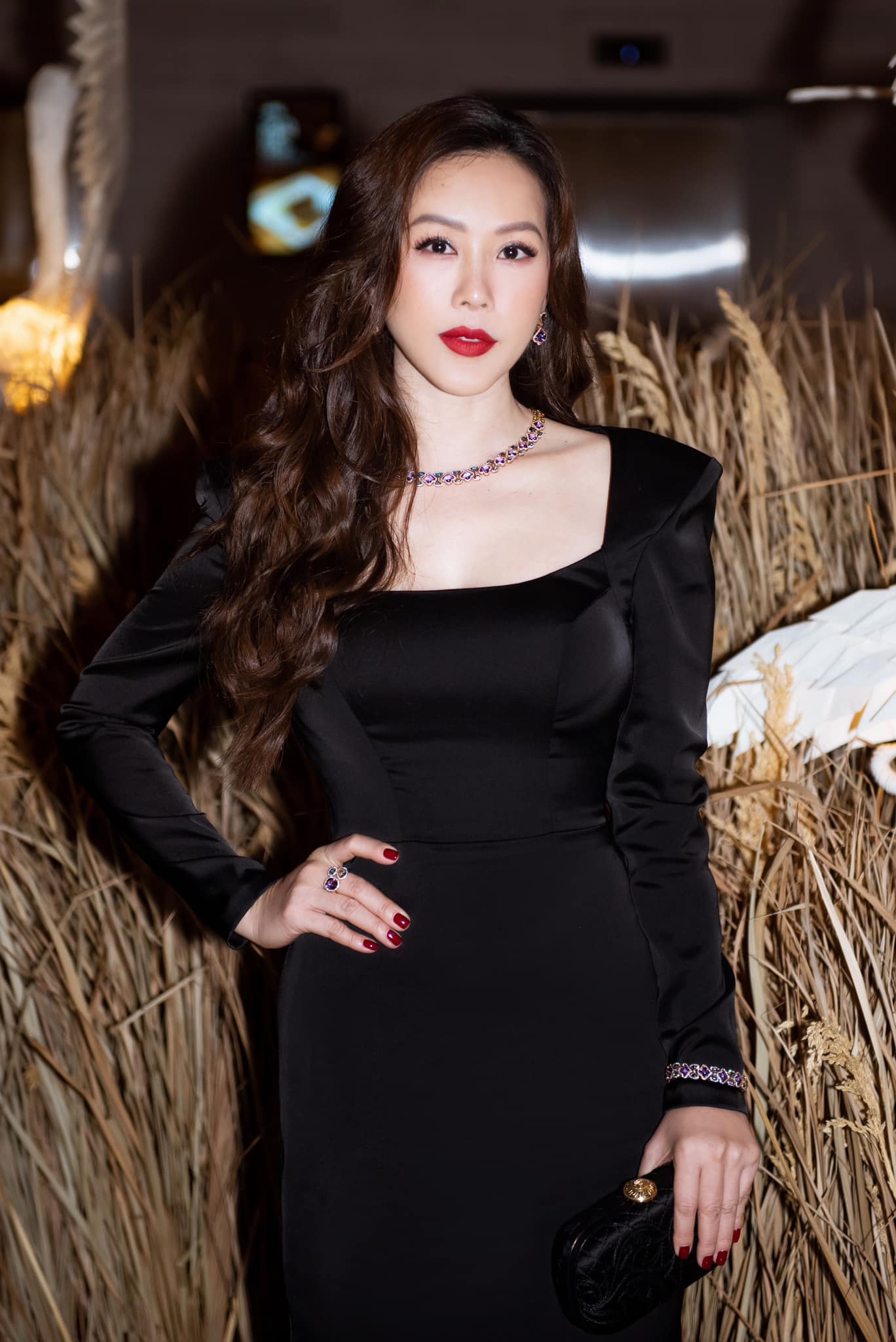 Hoa hậu Thu Hoài xác nhận ly hôn chồng doanh nhân