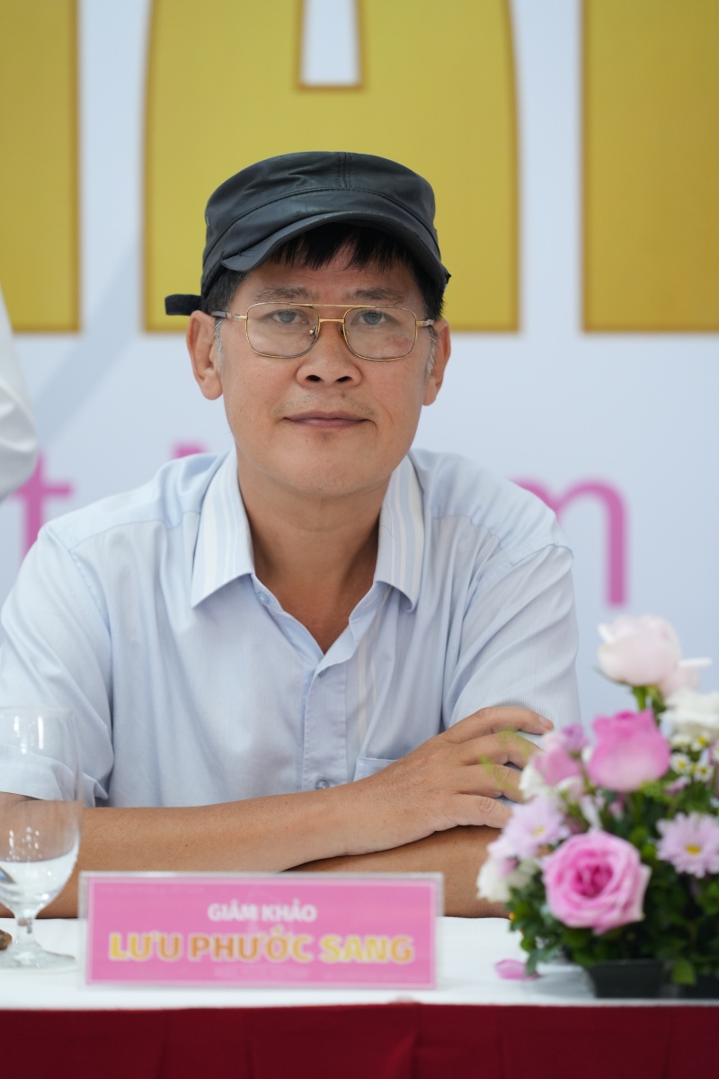 Đạo diễn Phước Sang nói gì trước tin đồn được trả cát sê "khủng" chấm thi hoa hậu?