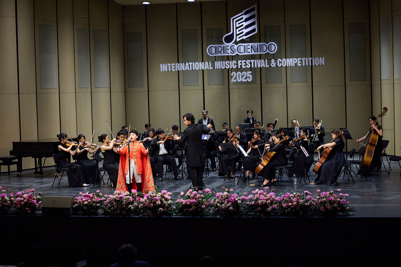 Giọng ca Opera 13 tuổi gây ấn tượng tại Crescendo International Music