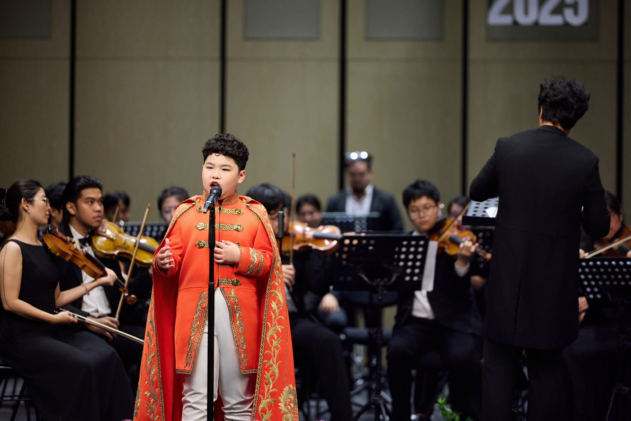 Giọng ca Opera 13 tuổi gây ấn tượng tại Crescendo International Music