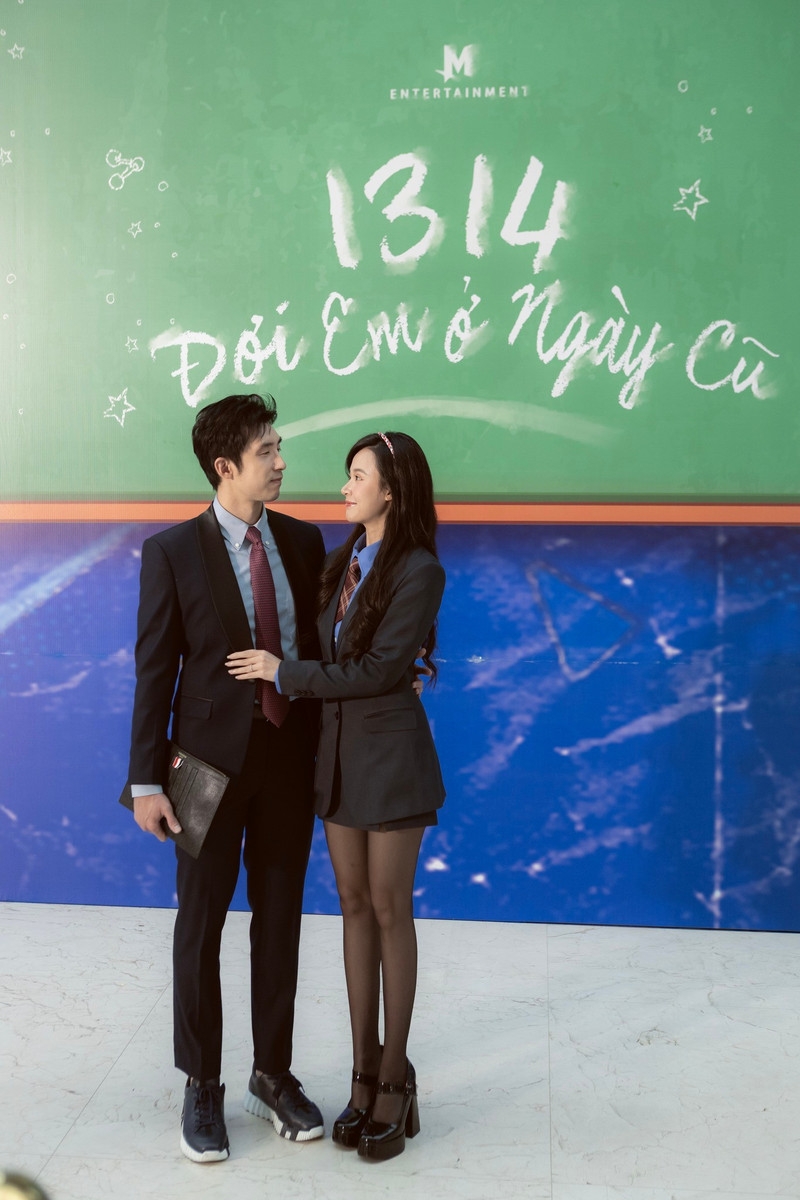 Chồng Midu tiếp tục gây sốt với hình ảnh 'soái ca ngôn tình'