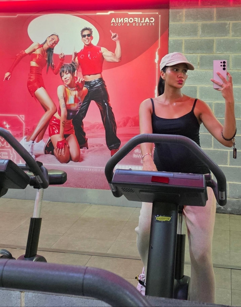 Hoa hậu H'Hen Niê gây bất ngờ ở phòng tập gym Hoa hậu H'Hen Niê gây bất ngờ ở phòng tập gym