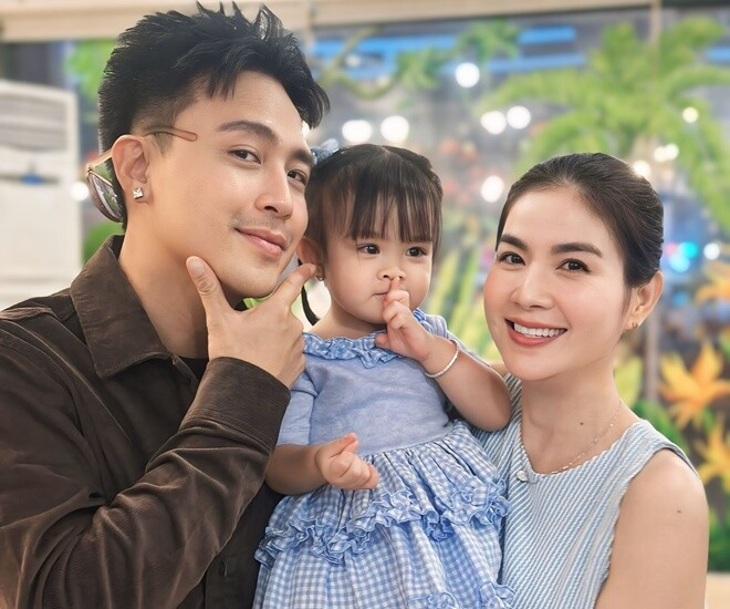 NSND Hồng Vân xúc động nhận lời chúc từ con gái Kha...