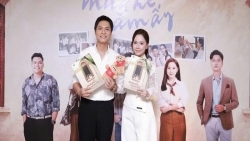 Khi người yêu ngoài đời trở thành bạn diễn trên phim
