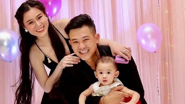 Bà xã ca sĩ Vân Quang Long nghẹn ngào nhớ về người chồng quá cố nhân dịp sinh nhật con gái
