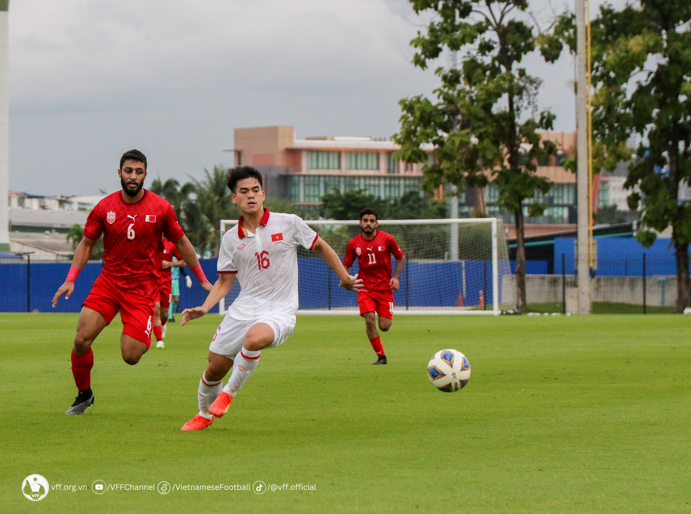 U.23 Việt Nam thua Bahrain trên chấm 11 m, HLV Hoàng Anh Tuấn nói gì?