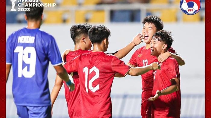 U23 Việt Nam thắng đẹp, Indonesia được "cứu" vào bán kết