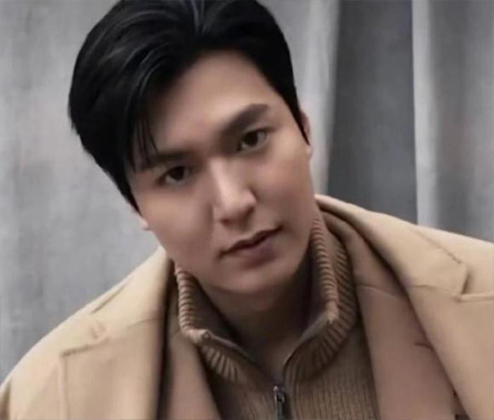 Từng sở hữu visual "vô thực", Lee Min Ho lộ ảnh phát tướng trông thấy