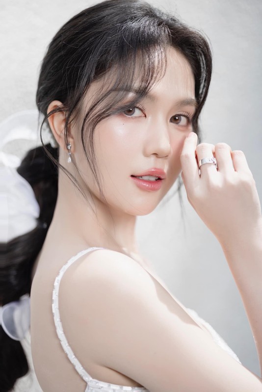 Ngọc Trinh thay đổi thế nào sau án phạt? Ngọc Trinh thay đổi thế nào sau án phạt?