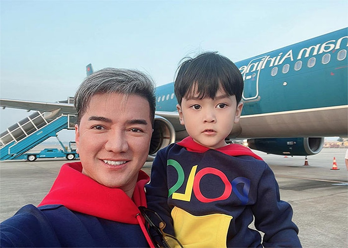 Sau ly hôn, Đàm Vĩnh Hưng và vợ cũ đại gia giờ ra sao? Sau ly hôn, Đàm Vĩnh Hưng và vợ cũ đại gia giờ ra sao?