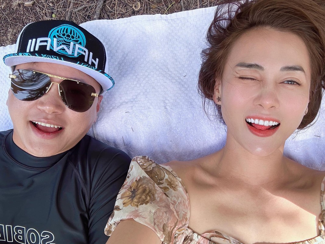 Shark Bình có nhiều thay đổi sau khi kết hôn với Phương Oanh Shark Bình có nhiều thay đổi sau khi kết hôn với Phương Oanh