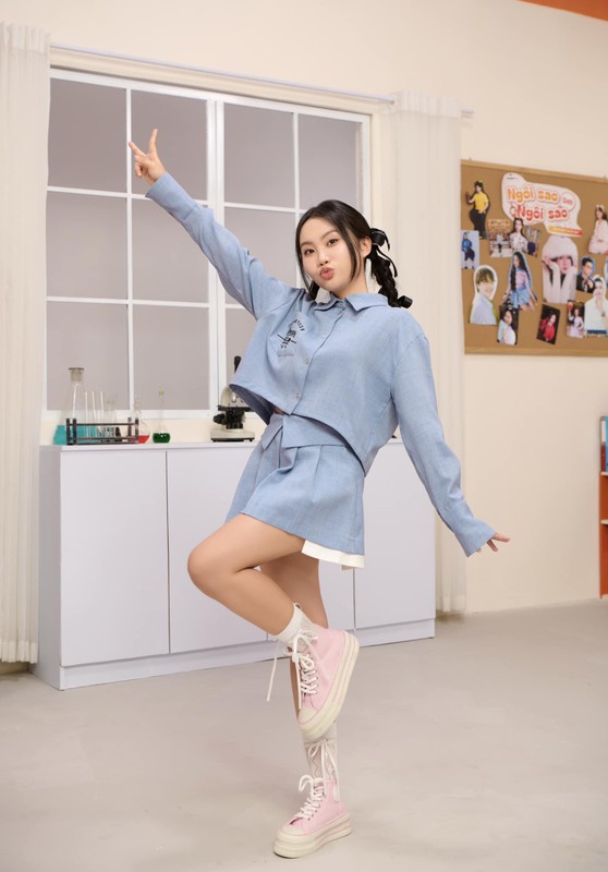 Phương Mỹ Chi giỏi kiếm tiền, dốc 10 tỷ làm show miễn phí Phương Mỹ Chi giỏi kiếm tiền, dốc 10 tỷ làm show miễn phí