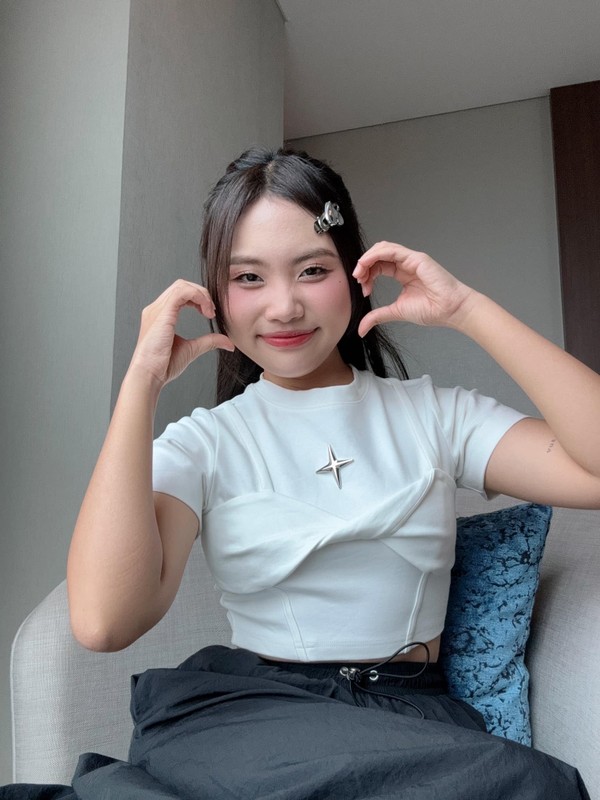 Phương Mỹ Chi giỏi kiếm tiền, dốc 10 tỷ làm show miễn phí Phương Mỹ Chi giỏi kiếm tiền, dốc 10 tỷ làm show miễn phí
