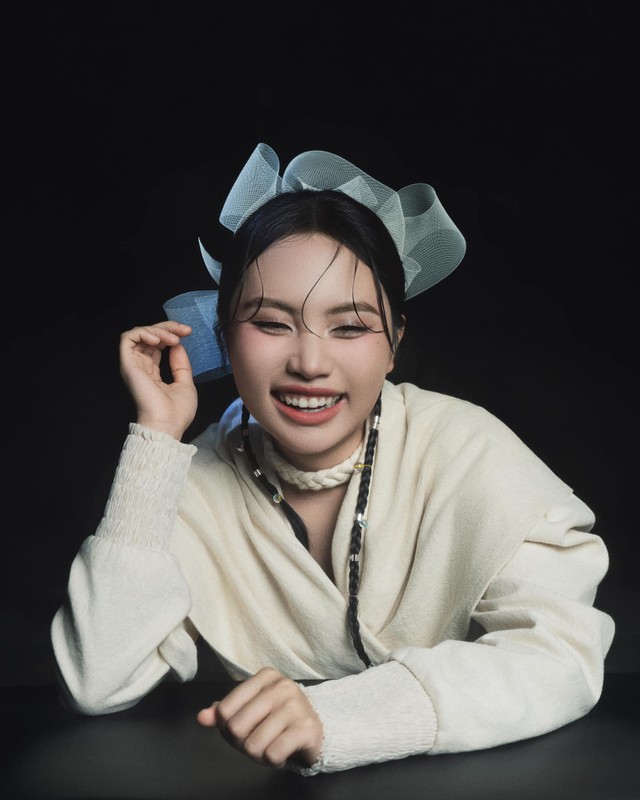 Phương Mỹ Chi giỏi kiếm tiền, dốc 10 tỷ làm show miễn phí Phương Mỹ Chi giỏi kiếm tiền, dốc 10 tỷ làm show miễn phí