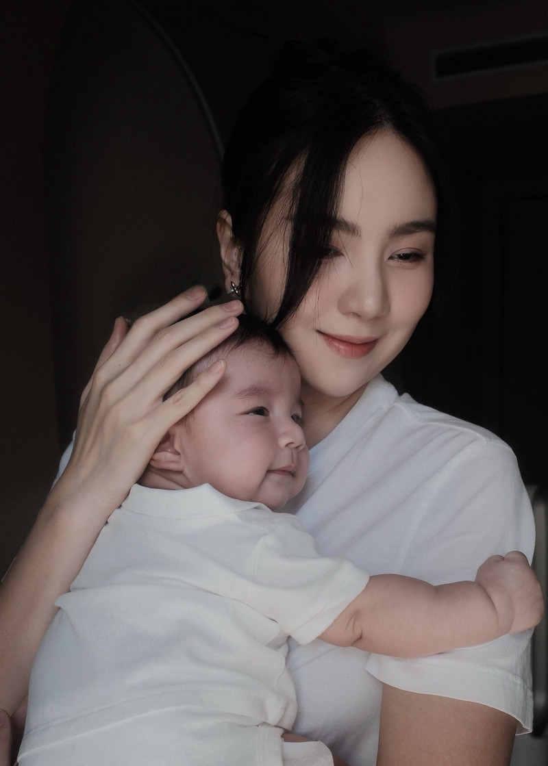MC Mai Ngọc tự tin khoe dáng cực phẩm chỉ sau hơn 3 tháng làm 'mẹ bỉm' MC Mai Ngọc tự tin khoe dáng cực phẩm chỉ sau hơn 3 tháng làm 'mẹ bỉm'