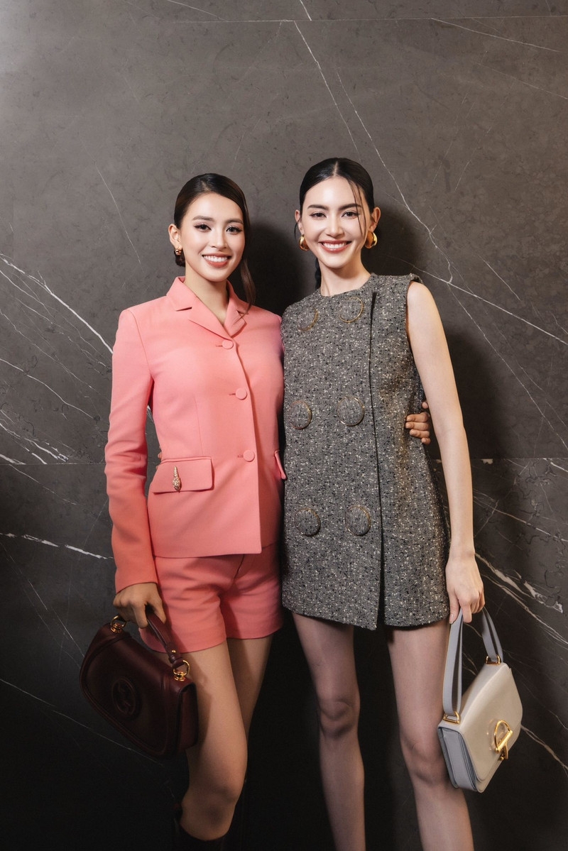 Tiểu Vy phấn khích đọ sắc cùng 'ma nữ đẹp nhất Thái Lan' Mai Davika