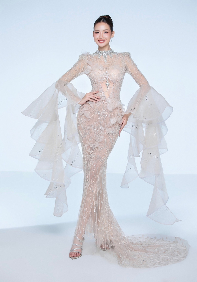 Bảo Ngọc khoe nhan sắc lộng lẫy giữa đồn đoán nối gót Ý Nhi dự Miss World