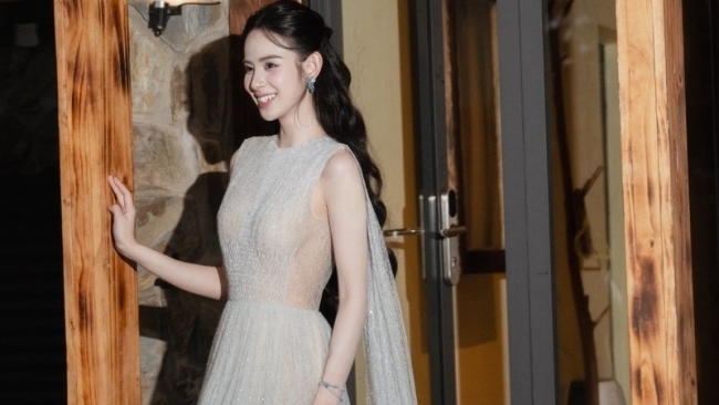 'Kim Tae Hee Việt Nam' khoe nhan sắc trong veo, được ví như 'thần tiên tỷ tỷ'