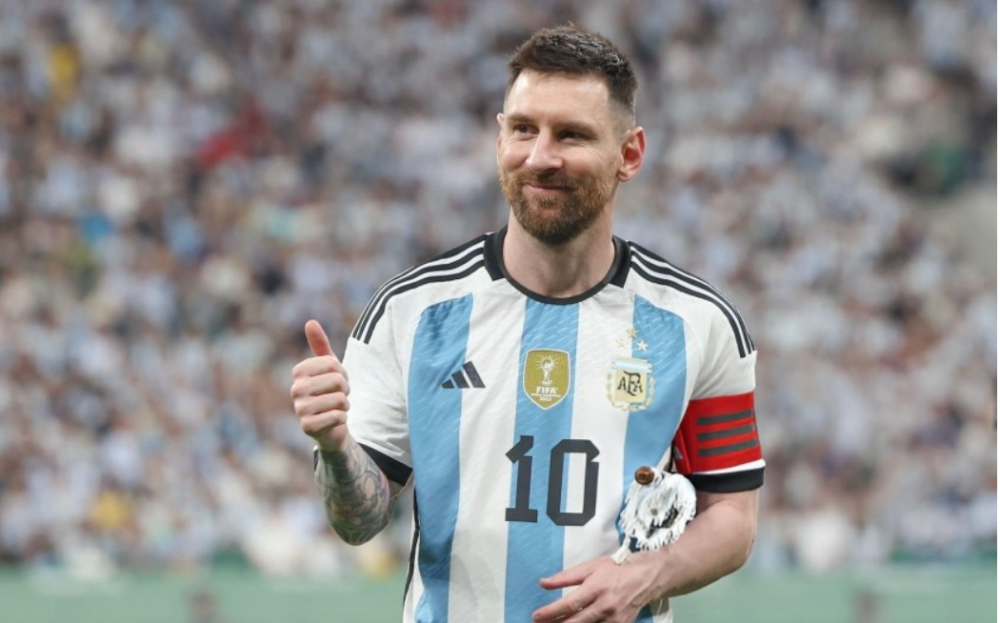 Đội tuyển Argentina tìm người thay thế Messi?