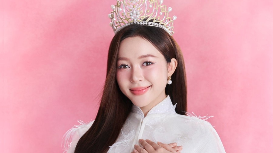 Kiều Duy nền nã diện áo dài trong bộ hình đầu tiên gửi đến Miss International
