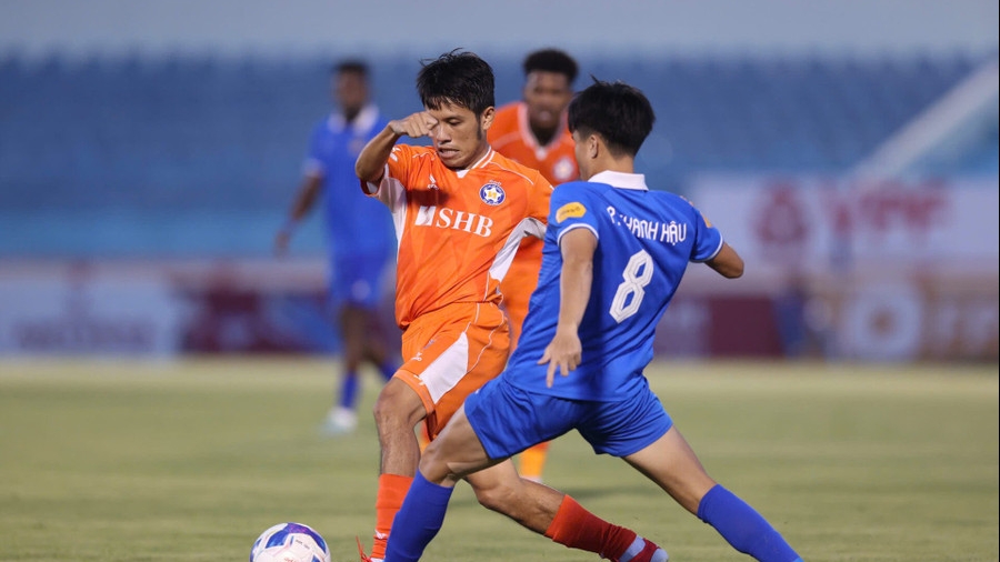 Quảng Nam bỏ V-League 2025 - 2026: Hồi chuông cảnh tỉnh