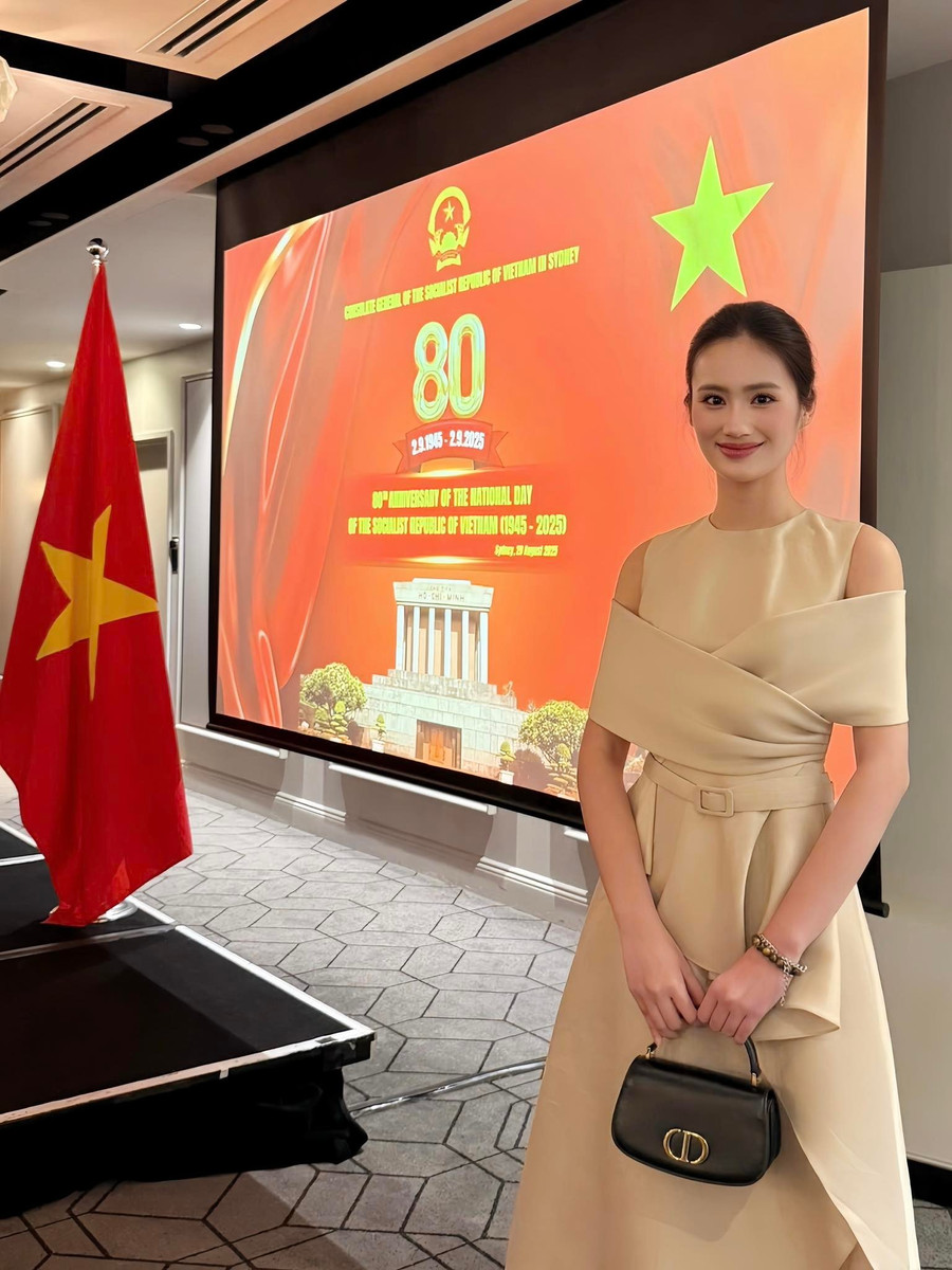 Hoa hậu Ý Nhi rạng rỡ, tự hào dự lễ kỷ niệm 80 năm Quốc khánh tại Úc