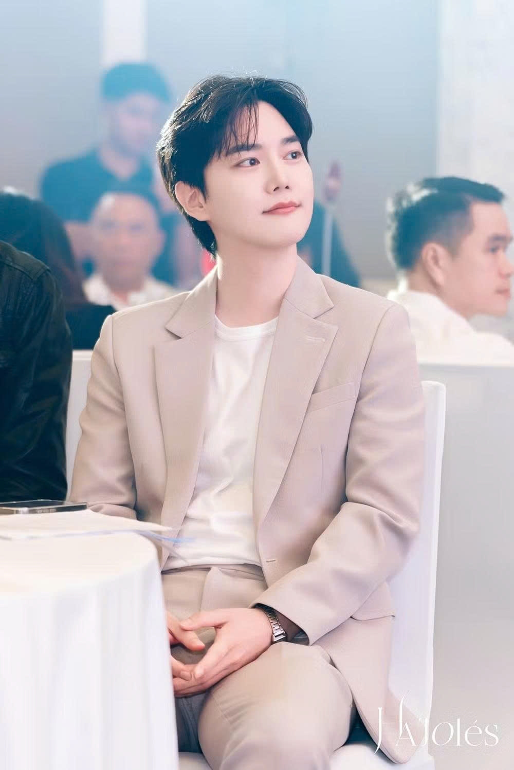 NSND Vi Hoa, diễn viên Seo Hyeong Won gây chú ý tại sự kiện ở Hà Nội