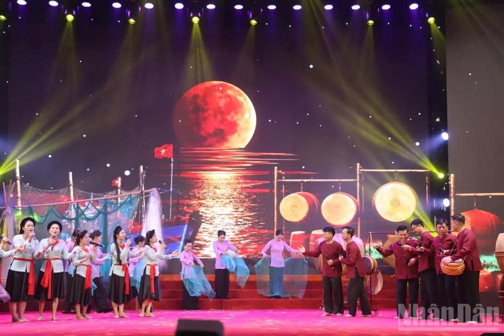 Hơn 700 nghệ nhân, diễn viên tham dự Liên hoan Dân ca Ví, Giặm Nghệ Tĩnh năm 2026