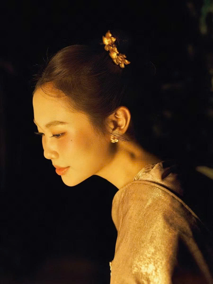 Phương Mỹ Chi trở lại với tình yêu và văn hóa Khmer
